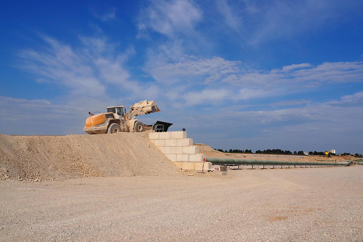 Kiesaufgabe im laufenden Abbau